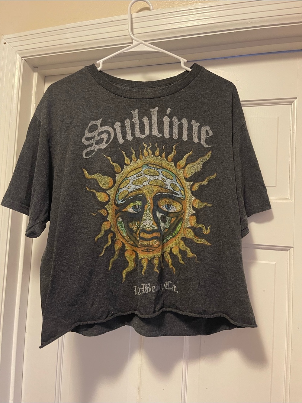 Graphic Crop Tee - Charcoal Sublime - Long Beach, CA